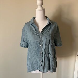 Casual Blue Button-Up Shirt